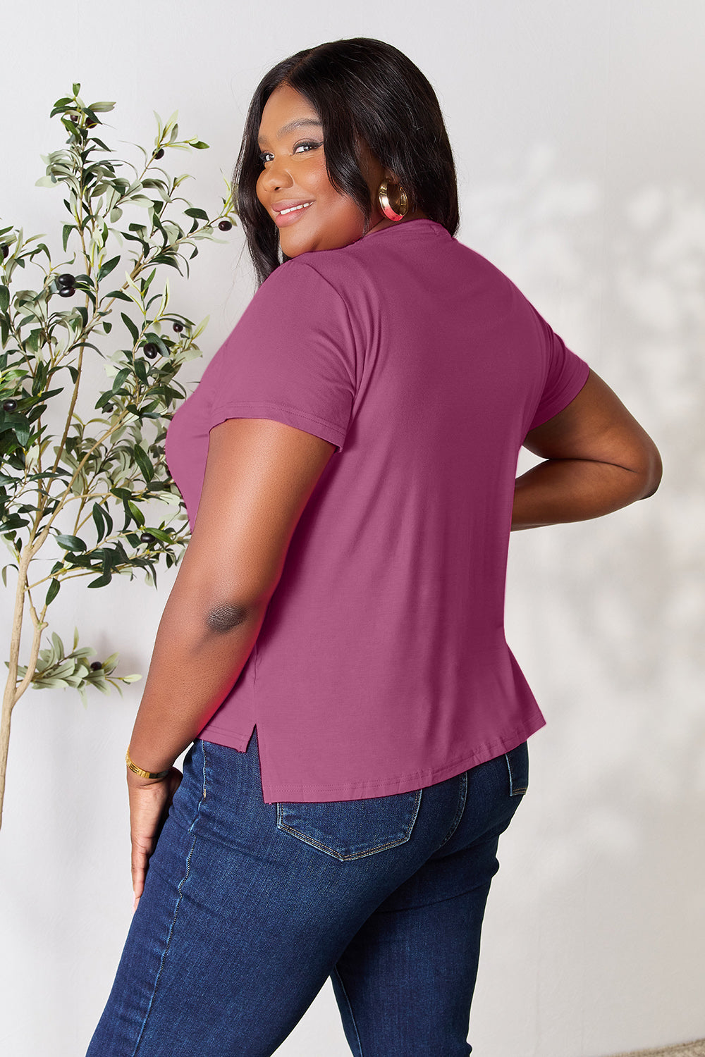 Basic Full Size Round Neck Short Sleeve T-Shirt