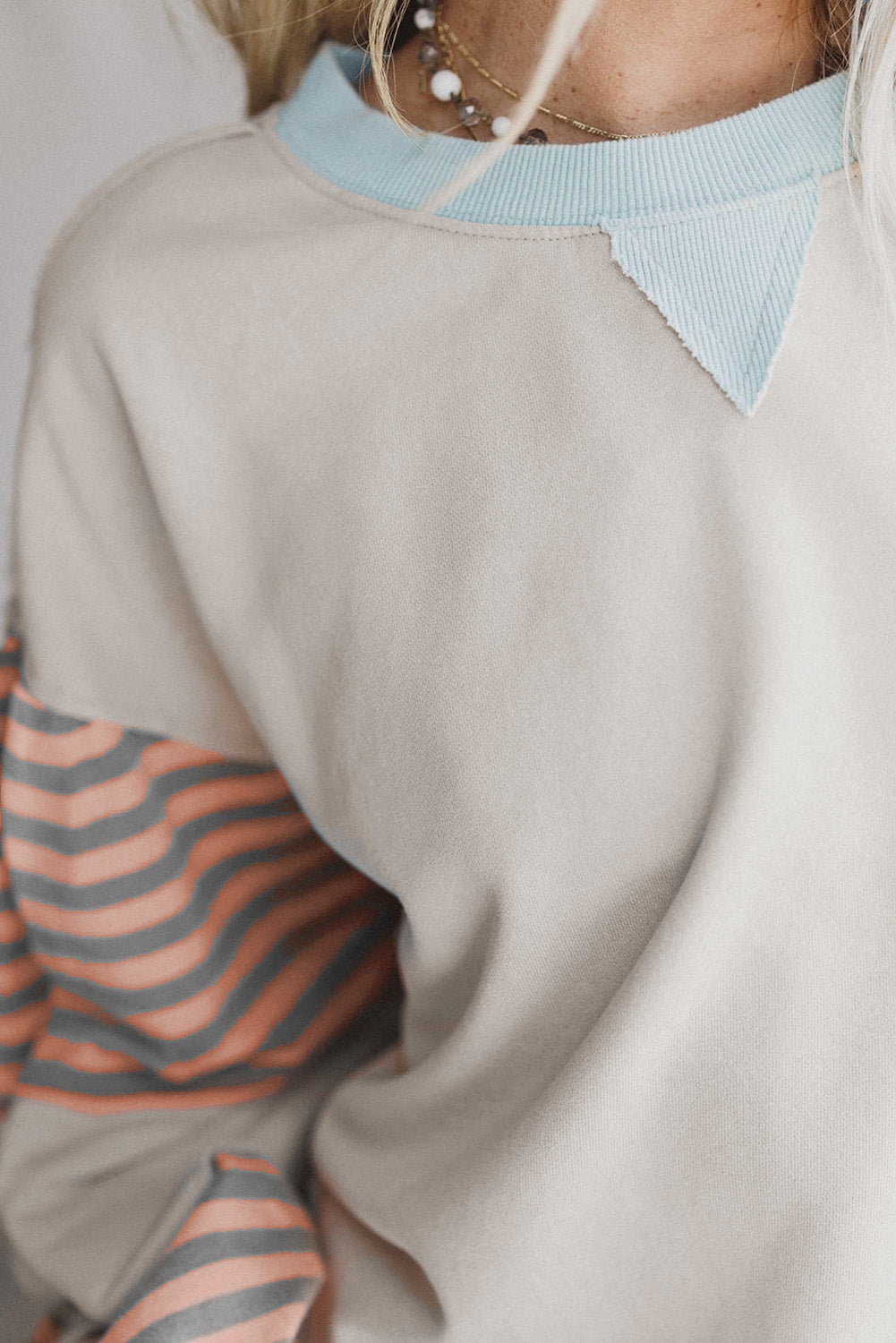 Colorblock Patchwork Striped Sleeve Sweatshirt