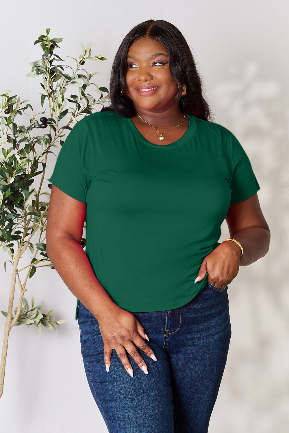 Basic Full Size Round Neck Short Sleeve T-Shirt