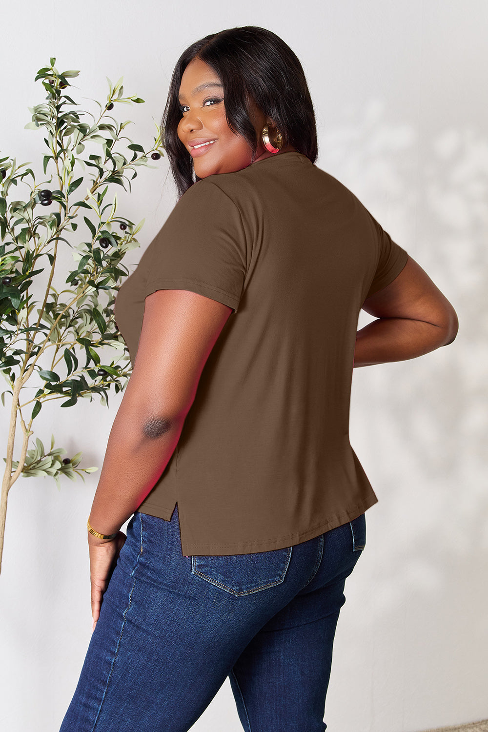 Basic Full Size Round Neck Short Sleeve T-Shirt