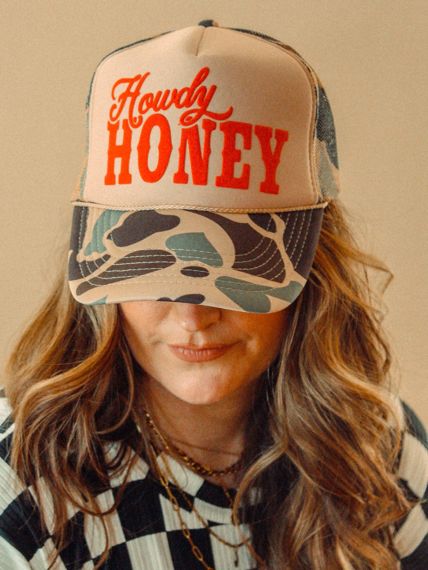 Howdy Honey, Western Trucker Hat: Tan/Camo