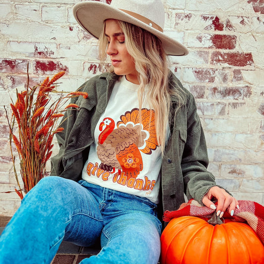 Give Thanks Tee