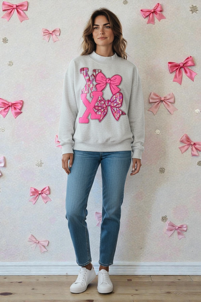 XOXO Mock Neck Sweatshirt | Ash Gray