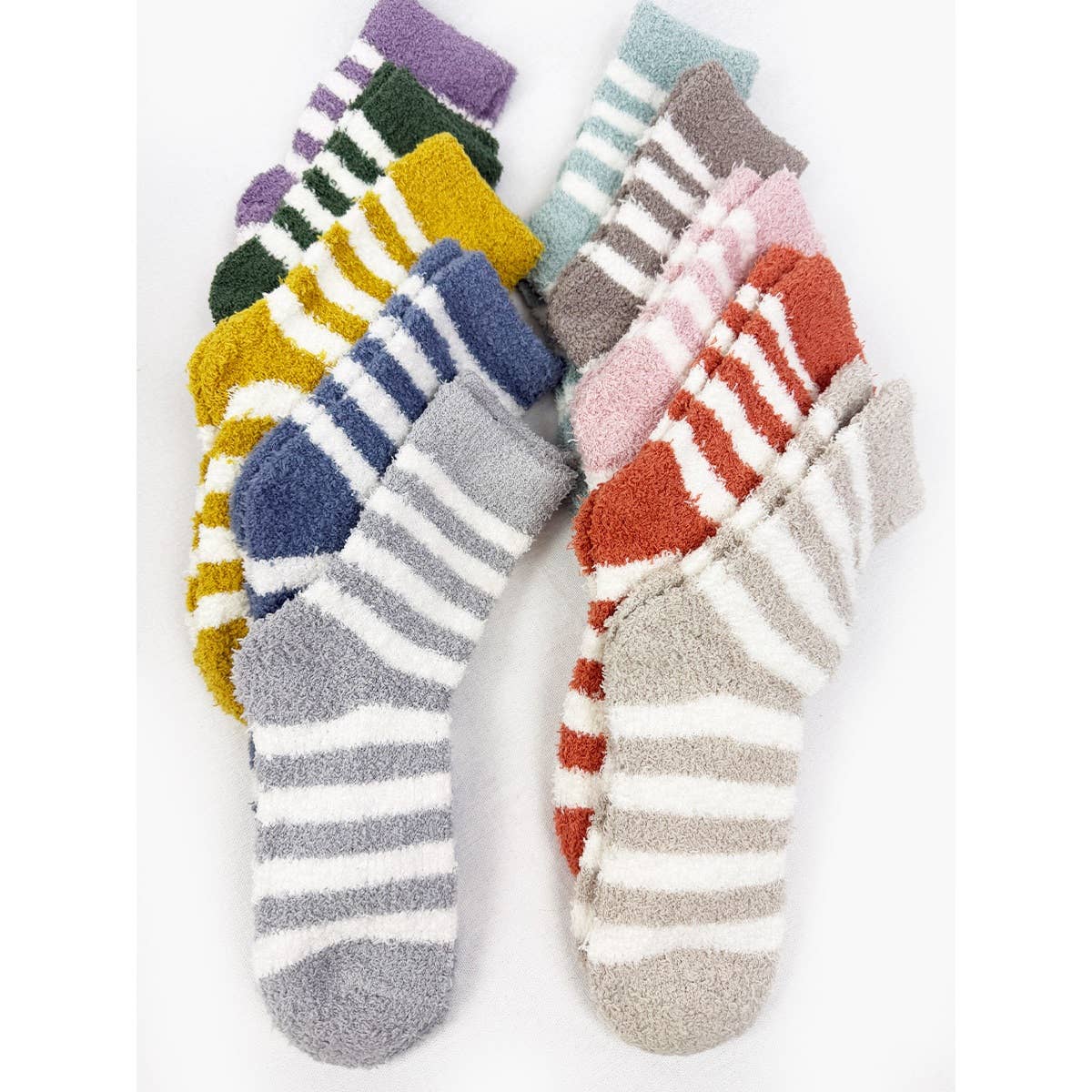 Cozy Stripe Pattern Socks